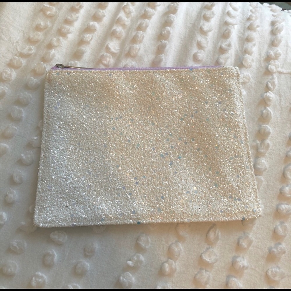 NWOT Clinique Cosmetic Case